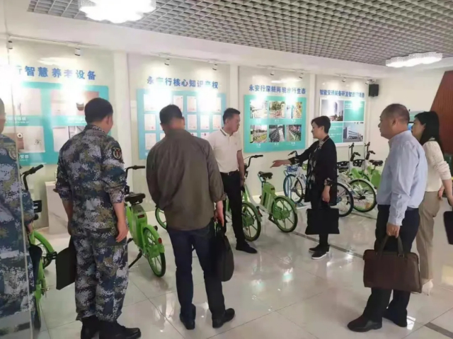 市雙擁辦為駐常某部隊(duì)積極協(xié)調(diào)投放永安行定點(diǎn)樁式自行車1