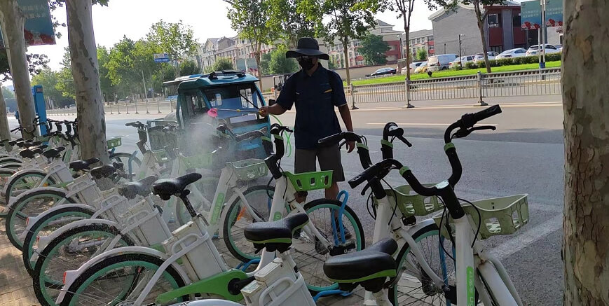 共享助力車每兩小時消殺一次，守護市民出行安全